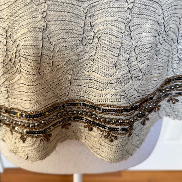 Ecote Women’s Light Beige Tank Size Small Beaded Bottom Racer Back - Picture 6 of 6